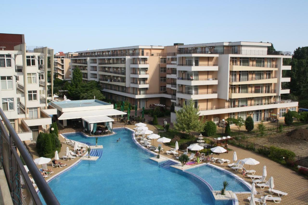 Grand Kamelia Apartment Napospart Kültér fotó