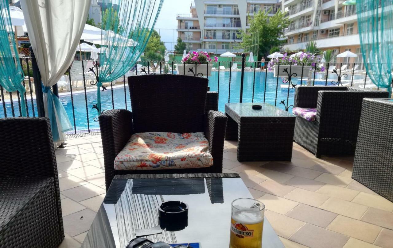 Grand Kamelia Apartment Napospart Kültér fotó