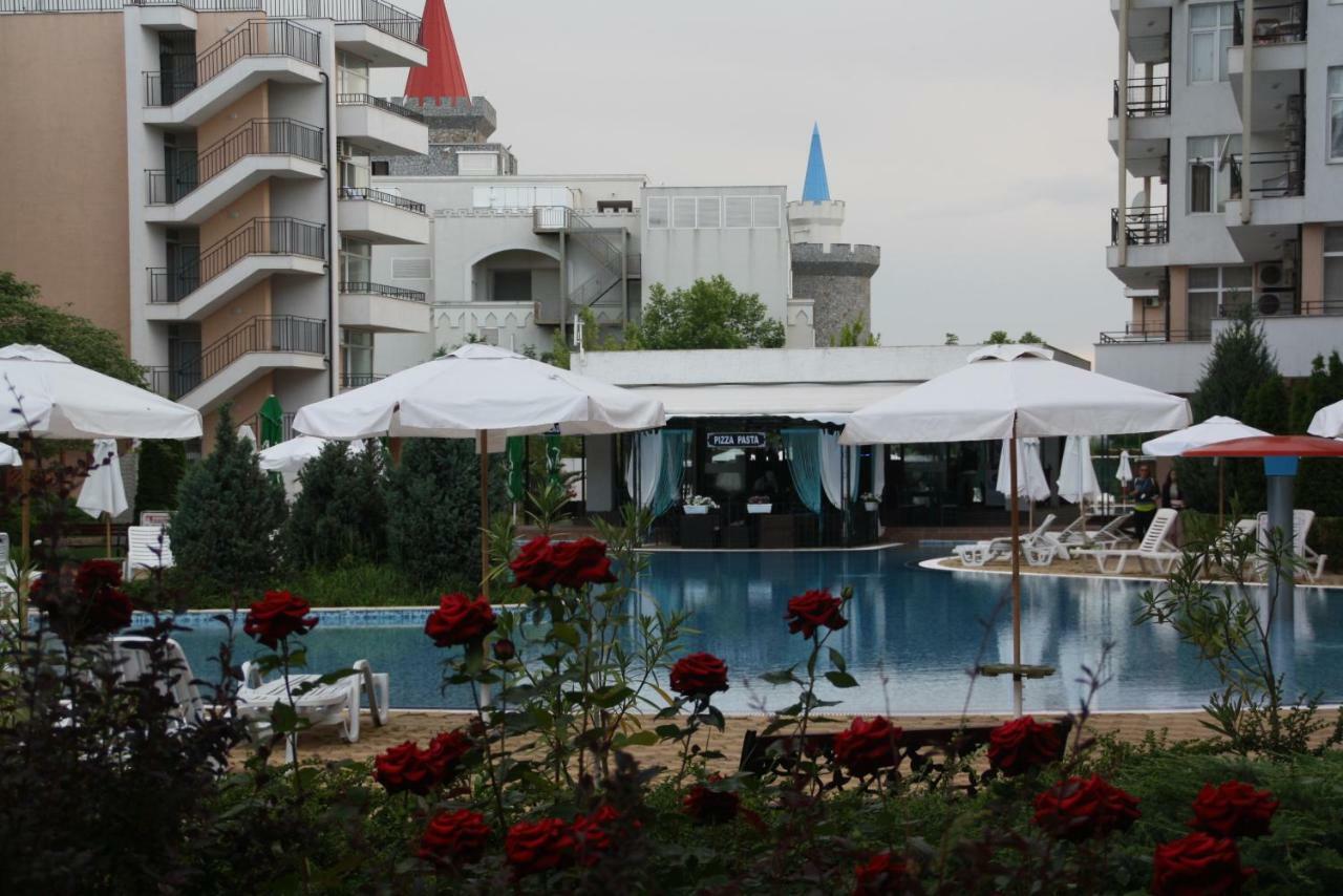 Grand Kamelia Apartment Napospart Kültér fotó